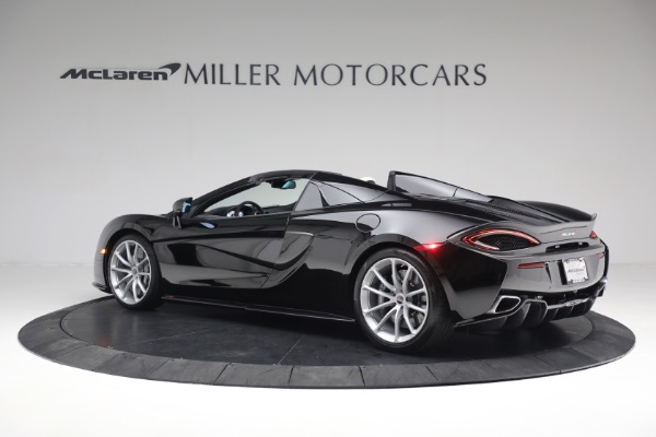 Used 2018 McLaren 570S Spider for sale Sold at Bugatti of Greenwich in Greenwich CT 06830 4