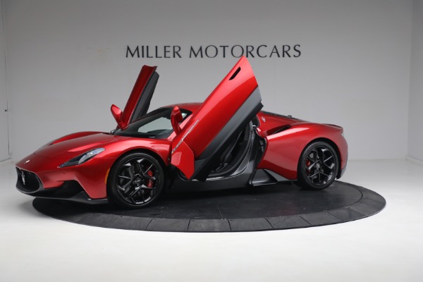 Used 2022 Maserati MC20 for sale $229,900 at Bugatti of Greenwich in Greenwich CT 06830 16