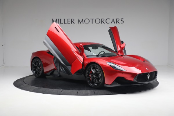 Used 2022 Maserati MC20 for sale $229,900 at Bugatti of Greenwich in Greenwich CT 06830 28
