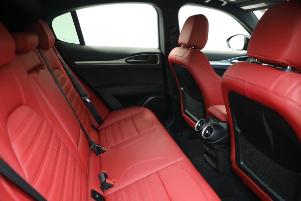 New 2023 Alfa Romeo Stelvio Veloce for sale $48,900 at Bugatti of Greenwich in Greenwich CT 06830 14