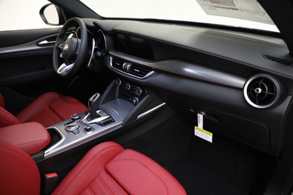 New 2023 Alfa Romeo Stelvio Veloce for sale $48,900 at Bugatti of Greenwich in Greenwich CT 06830 18