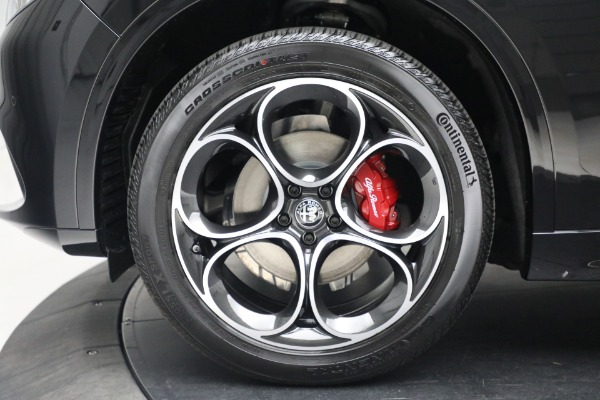 New 2023 Alfa Romeo Stelvio Veloce for sale $48,900 at Bugatti of Greenwich in Greenwich CT 06830 27