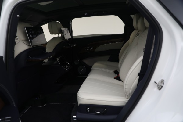 New 2023 Bentley Bentayga EWB Azure V8 for sale $292,110 at Bugatti of Greenwich in Greenwich CT 06830 22
