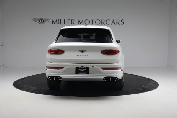 New 2023 Bentley Bentayga EWB Azure V8 for sale $292,110 at Bugatti of Greenwich in Greenwich CT 06830 9