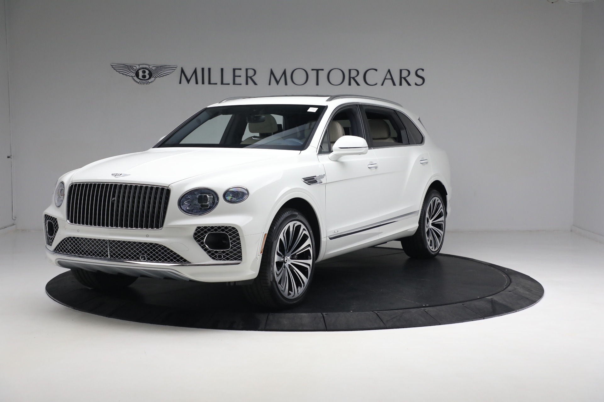 New 2023 Bentley Bentayga EWB Azure V8 for sale $292,110 at Bugatti of Greenwich in Greenwich CT 06830 1