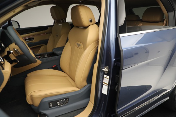 New 2023 Bentley Bentayga Hybrid for sale $250,740 at Bugatti of Greenwich in Greenwich CT 06830 23