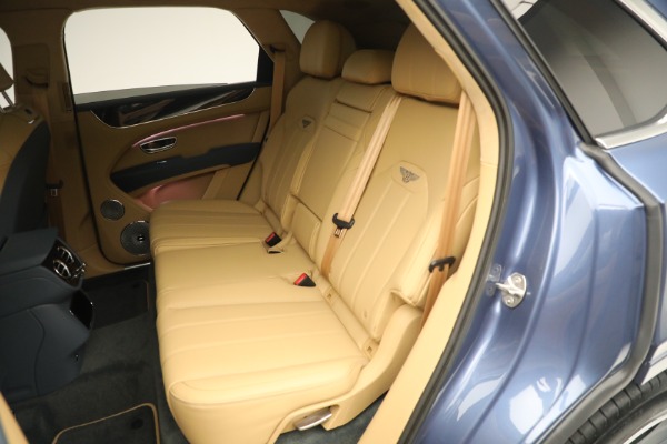 New 2023 Bentley Bentayga Hybrid for sale $250,740 at Bugatti of Greenwich in Greenwich CT 06830 25