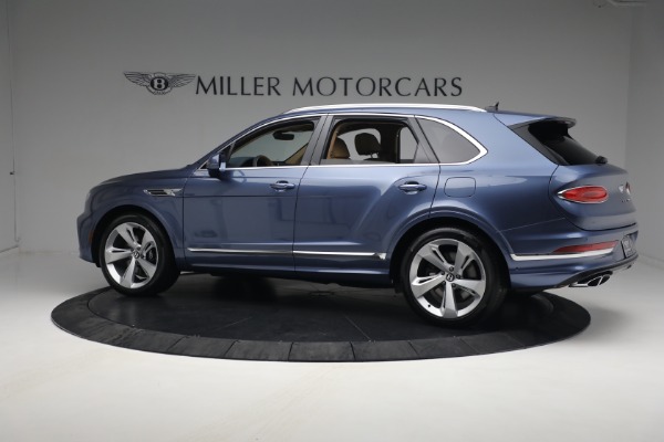 New 2023 Bentley Bentayga Hybrid for sale $250,740 at Bugatti of Greenwich in Greenwich CT 06830 5