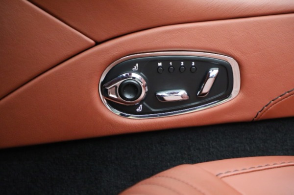 Used 2020 Aston Martin DB11 Volante for sale $143,900 at Bugatti of Greenwich in Greenwich CT 06830 26