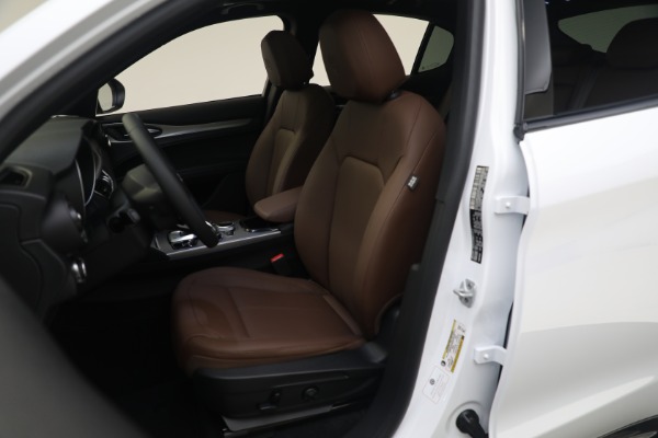New 2024 Alfa Romeo Stelvio Ti for sale $54,570 at Bugatti of Greenwich in Greenwich CT 06830 23