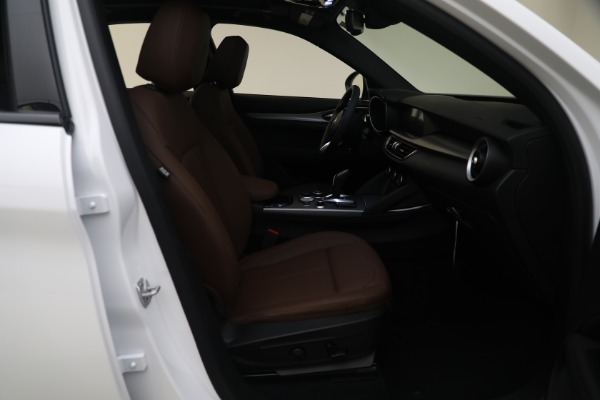 New 2024 Alfa Romeo Stelvio Ti for sale $54,570 at Bugatti of Greenwich in Greenwich CT 06830 25