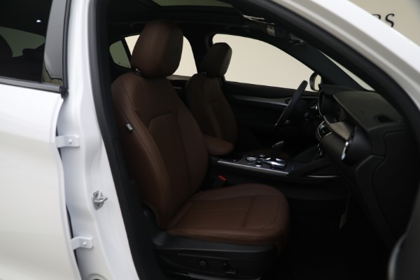 New 2024 Alfa Romeo Stelvio Ti for sale $54,570 at Bugatti of Greenwich in Greenwich CT 06830 26