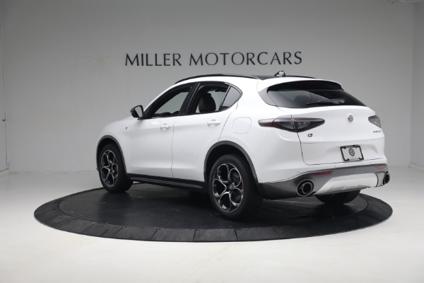 New 2024 Alfa Romeo Stelvio Ti for sale $54,570 at Bugatti of Greenwich in Greenwich CT 06830 7
