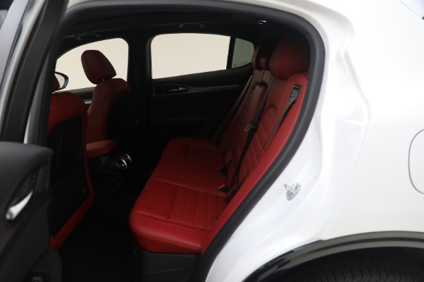 New 2024 Alfa Romeo Stelvio Veloce for sale $56,095 at Bugatti of Greenwich in Greenwich CT 06830 28