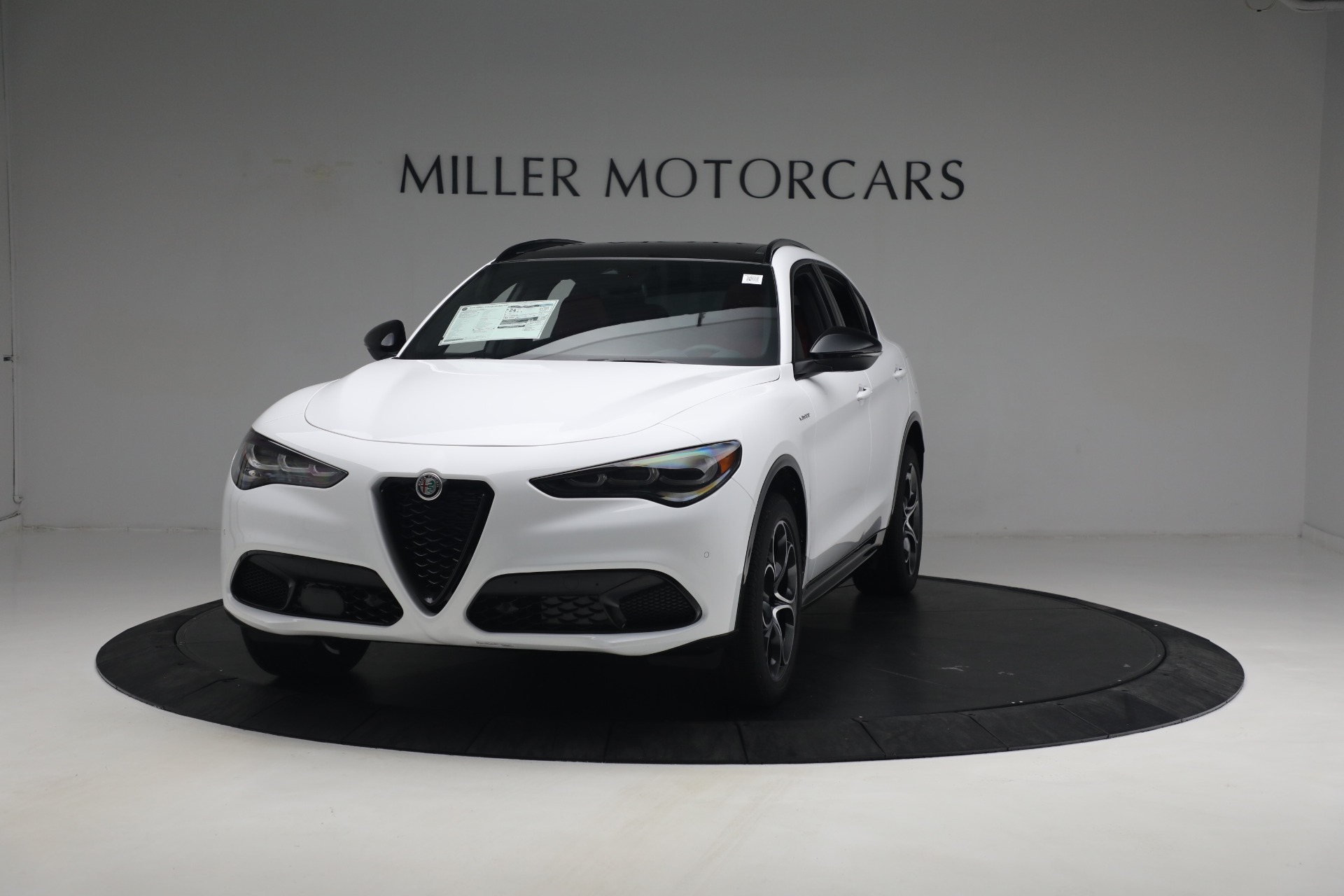New 2024 Alfa Romeo Stelvio Veloce for sale $56,095 at Bugatti of Greenwich in Greenwich CT 06830 1