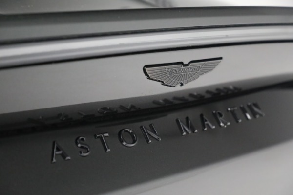 New 2023 Aston Martin Vantage V8 for sale $209,886 at Bugatti of Greenwich in Greenwich CT 06830 28
