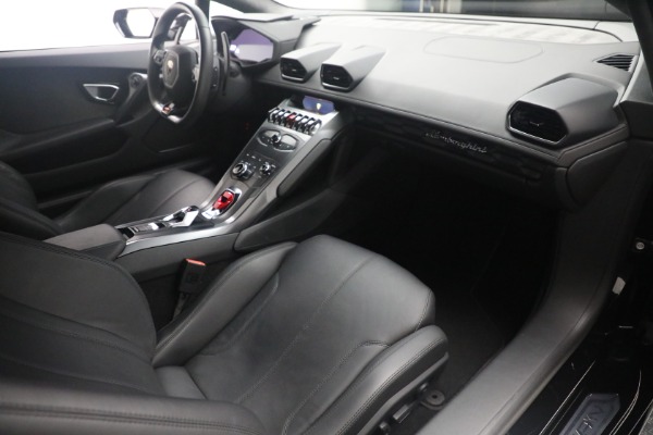 Used 2015 Lamborghini Huracan LP 610-4 for sale $219,900 at Bugatti of Greenwich in Greenwich CT 06830 19