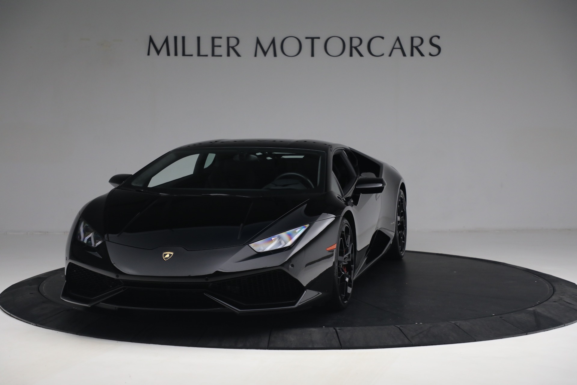 Used 2015 Lamborghini Huracan LP 610-4 for sale $219,900 at Bugatti of Greenwich in Greenwich CT 06830 1
