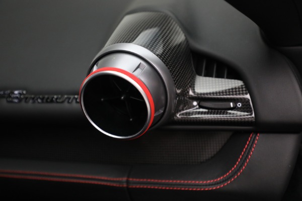 Used 2022 Ferrari F8 Tributo for sale $399,900 at Bugatti of Greenwich in Greenwich CT 06830 20