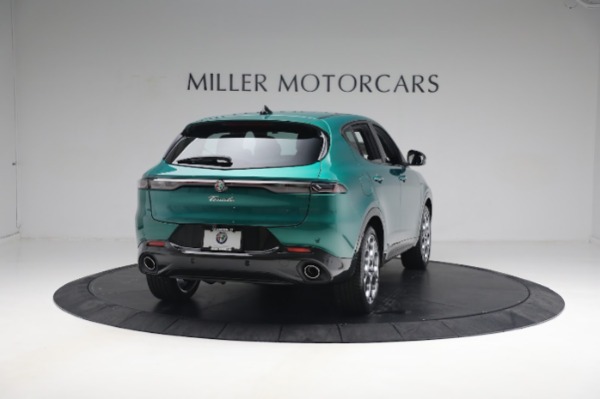 New 2024 Alfa Romeo Tonale Veloce for sale $58,840 at Bugatti of Greenwich in Greenwich CT 06830 10