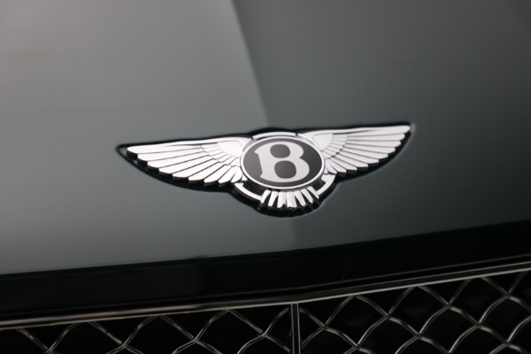 New 2023 Bentley Bentayga Azure Hybrid for sale $258,965 at Bugatti of Greenwich in Greenwich CT 06830 16