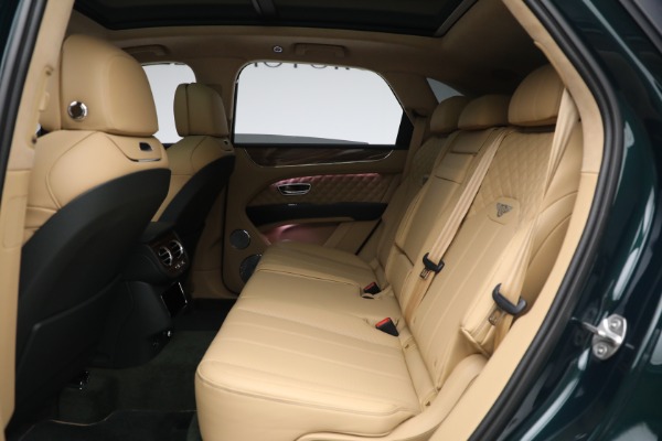 New 2023 Bentley Bentayga Azure Hybrid for sale $258,965 at Bugatti of Greenwich in Greenwich CT 06830 24