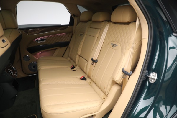 New 2023 Bentley Bentayga Azure Hybrid for sale $258,965 at Bugatti of Greenwich in Greenwich CT 06830 25