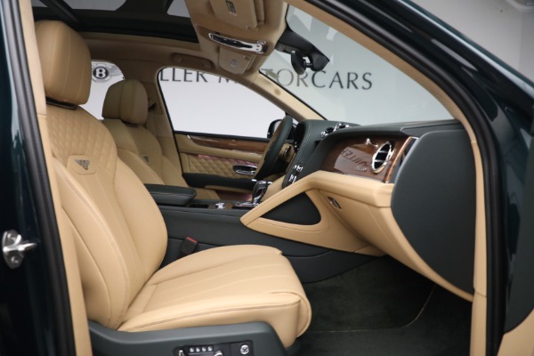 New 2023 Bentley Bentayga Azure Hybrid for sale $258,965 at Bugatti of Greenwich in Greenwich CT 06830 28
