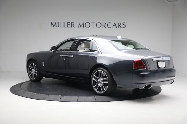 Used 2019 Rolls-Royce Ghost for sale $225,900 at Bugatti of Greenwich in Greenwich CT 06830 11