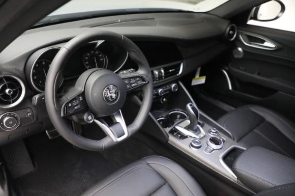 New 2023 Alfa Romeo Giulia Ti for sale Call for price at Bugatti of Greenwich in Greenwich CT 06830 25