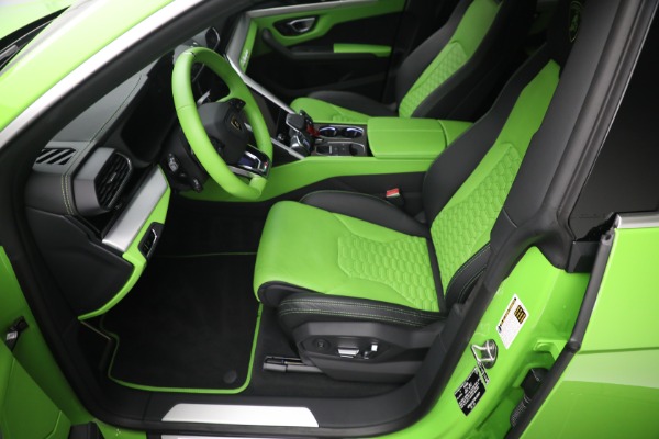 Used 2022 Lamborghini Urus for sale $269,900 at Bugatti of Greenwich in Greenwich CT 06830 17