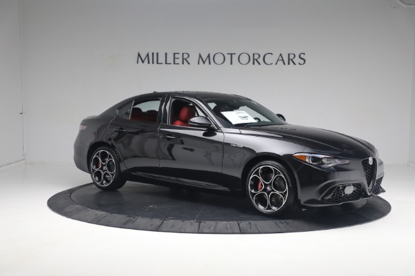 New 2024 Alfa Romeo Giulia Veloce for sale $55,350 at Bugatti of Greenwich in Greenwich CT 06830 17