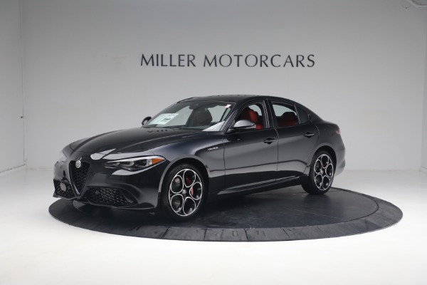 New 2024 Alfa Romeo Giulia Veloce for sale $55,350 at Bugatti of Greenwich in Greenwich CT 06830 2