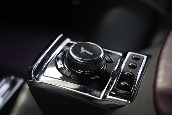 Used 2020 Rolls-Royce Phantom for sale $394,900 at Bugatti of Greenwich in Greenwich CT 06830 25