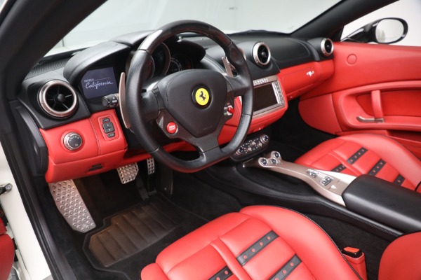 Used 2014 Ferrari California for sale $134,900 at Bugatti of Greenwich in Greenwich CT 06830 19