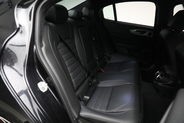 New 2024 Alfa Romeo Giulia Veloce for sale Sold at Bugatti of Greenwich in Greenwich CT 06830 28