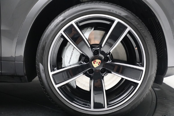 Used 2023 Porsche Cayenne Turbo Coupe for sale $149,900 at Bugatti of Greenwich in Greenwich CT 06830 13