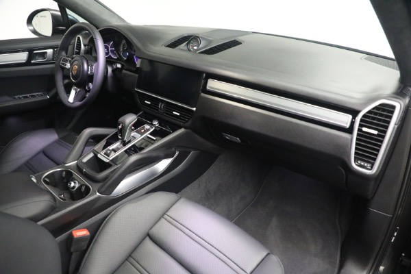 Used 2023 Porsche Cayenne Turbo Coupe for sale $149,900 at Bugatti of Greenwich in Greenwich CT 06830 17