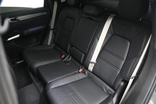 Used 2023 Porsche Cayenne Turbo Coupe for sale $149,900 at Bugatti of Greenwich in Greenwich CT 06830 24