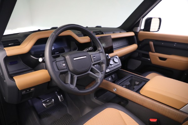 Used 2023 Land Rover Defender 130 X for sale $99,900 at Bugatti of Greenwich in Greenwich CT 06830 16
