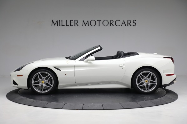Used 2017 Ferrari California T for sale $151,900 at Bugatti of Greenwich in Greenwich CT 06830 3