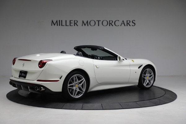 Used 2017 Ferrari California T for sale $151,900 at Bugatti of Greenwich in Greenwich CT 06830 8