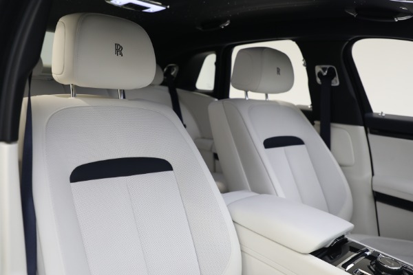 Used 2022 Rolls-Royce Ghost for sale $295,900 at Bugatti of Greenwich in Greenwich CT 06830 27