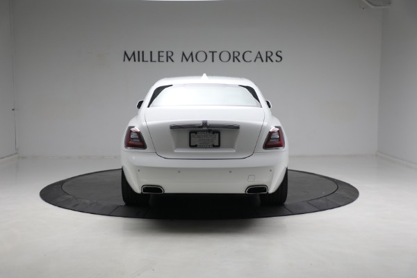 Used 2022 Rolls-Royce Ghost for sale $299,900 at Bugatti of Greenwich in Greenwich CT 06830 9