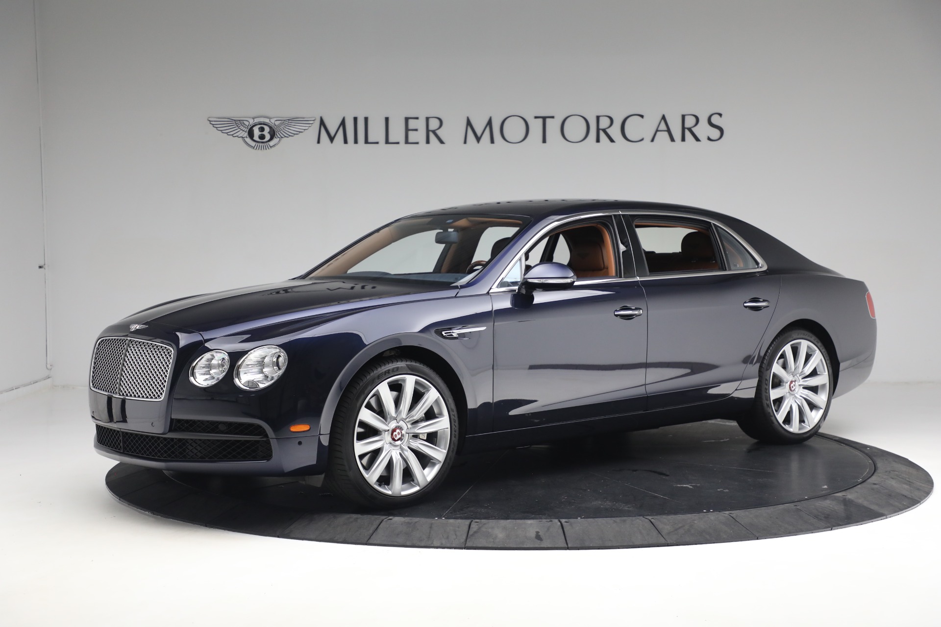 Used 2015 Bentley Flying Spur V8 for sale Sold at Bugatti of Greenwich in Greenwich CT 06830 1