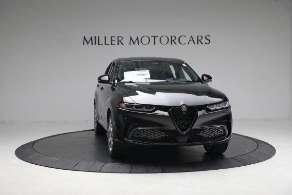New 2024 Alfa Romeo Tonale Veloce for sale $54,790 at Bugatti of Greenwich in Greenwich CT 06830 19