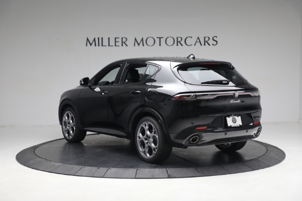 New 2024 Alfa Romeo Tonale Veloce for sale $54,790 at Bugatti of Greenwich in Greenwich CT 06830 8