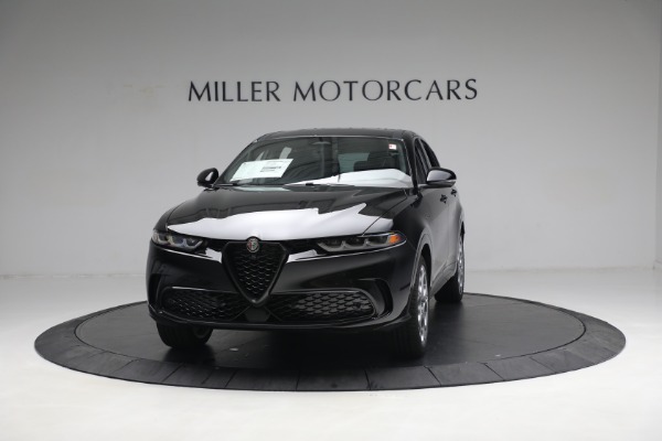 New 2024 Alfa Romeo Tonale Veloce for sale $54,790 at Bugatti of Greenwich in Greenwich CT 06830 1