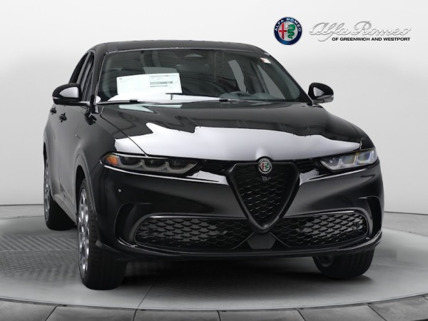 New 2024 Alfa Romeo Tonale Veloce for sale $57,640 at Bugatti of Greenwich in Greenwich CT 06830 18
