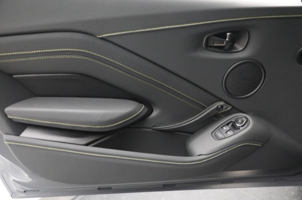New 2023 Aston Martin Vantage V8 for sale $184,986 at Bugatti of Greenwich in Greenwich CT 06830 17
